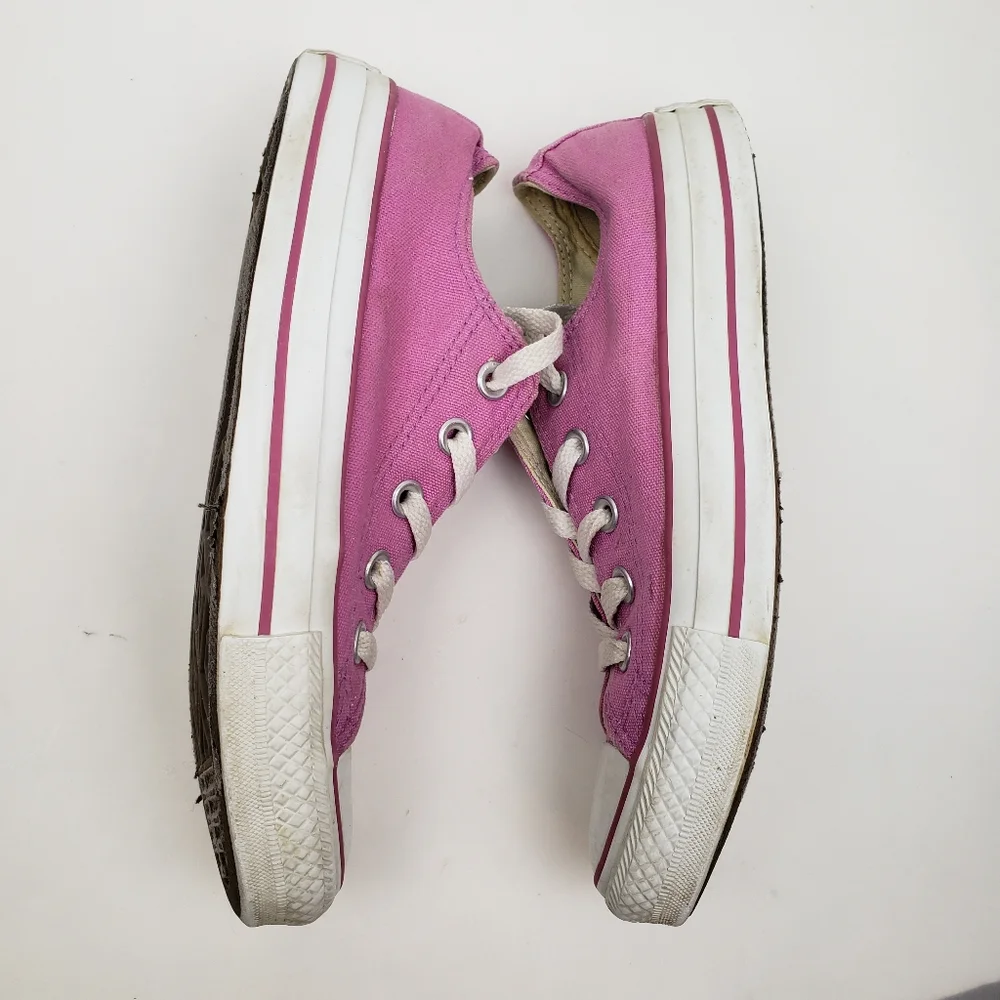 Converse Pink Sneakers